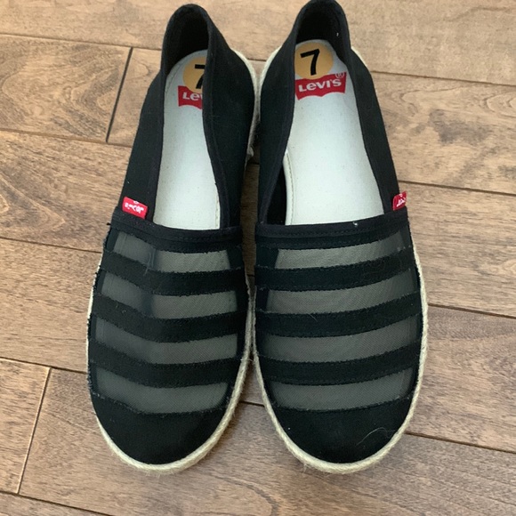 💥Levi's Rosedale Espadriles NWOT - Picture 2 of 5